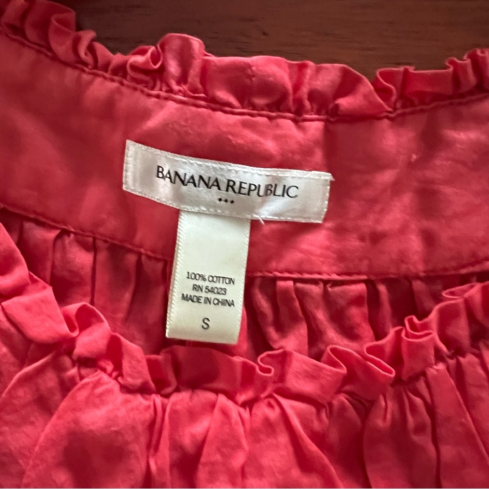 Banana Republic Red Ruched Blouse - Picture 2 of 4